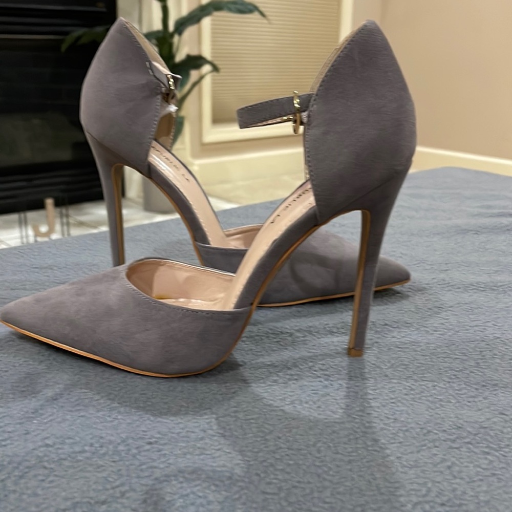 Grey heel size 9 never worn From Miss Lola